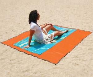 plyazhnyj-kovrik-the-sandless-beach-mat
